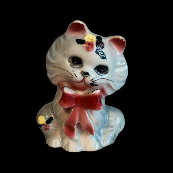Vintage Japan Anthropomorphic Kitten Pepper Shaker - Picture 1 of 2